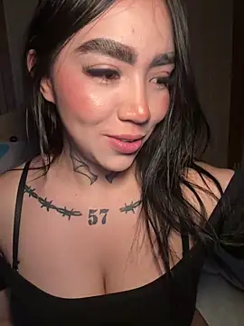 Nickiiiii online show from 02-11-26, 07:41