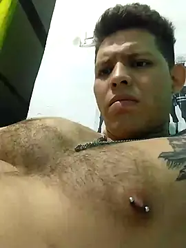 Snapshot of King_russo chatting on 09-14-25, 06:25 King russo online show from 09-14-25, 06:25