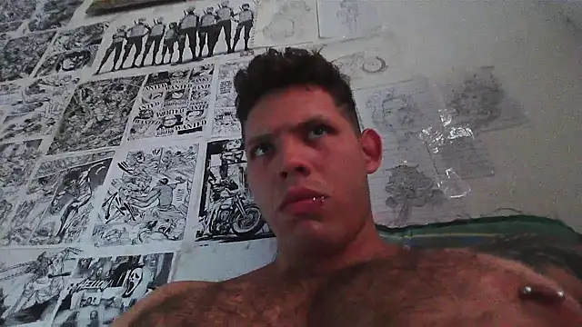 Snapshot of King_russo chatting on 03-03-25, 09:26 King russo online show from 03-03-25, 09:26