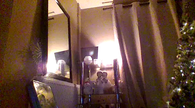 Snapshot of Fiesty_findom40 chatting on 12-15-24, 07:02 Fiesty findom40 online show from 12-15-24, 07:02