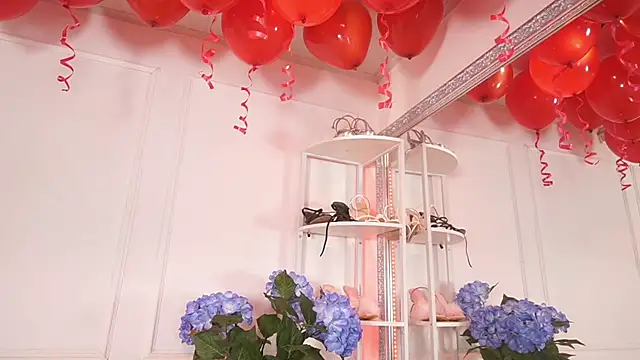 elasummer online show from 02-14-26, 01:00