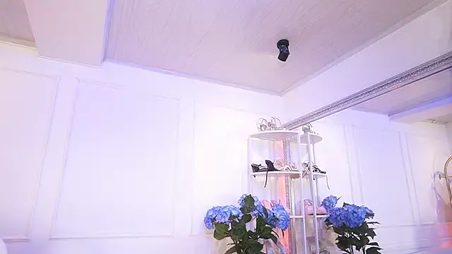 elasummer online show from 02-13-26, 12:38