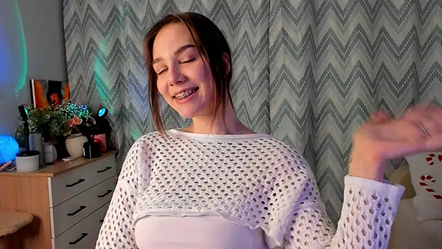 Tate Angel online show from 01-28-25, 06:07