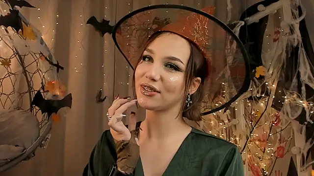 Tate Angel online show from 10-31-25, 06:15