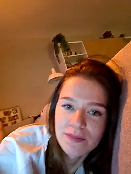 Snapshot of jessiben chatting on 11-08-25, 03:54 jessiben online show from 11-08-25, 03:54