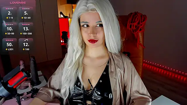 mollyposhh online show from 04-13-26, 06:34