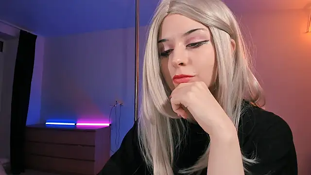 mollyposhh online show from 02-25-25, 04:14