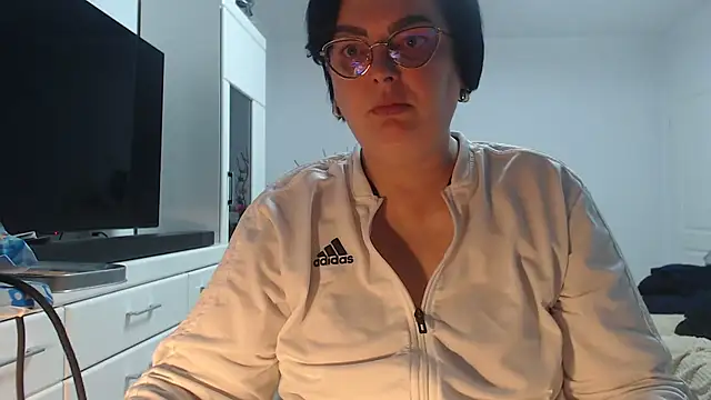 Amandamuller1982 online show from 04-05-26, 10:16