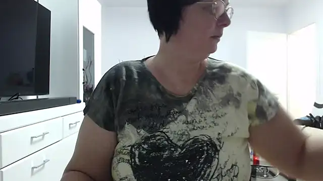 Amandamuller1982 online show from 01-31-26, 08:51