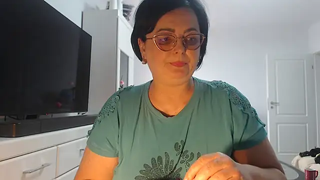 Amandamuller1982 online show from 06-04-26, 09:14