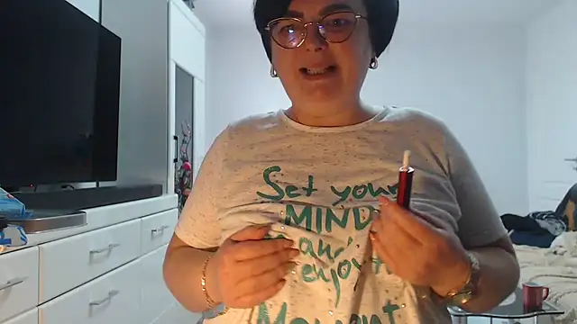 Amandamuller1982 online show from 04-10-26, 11:50