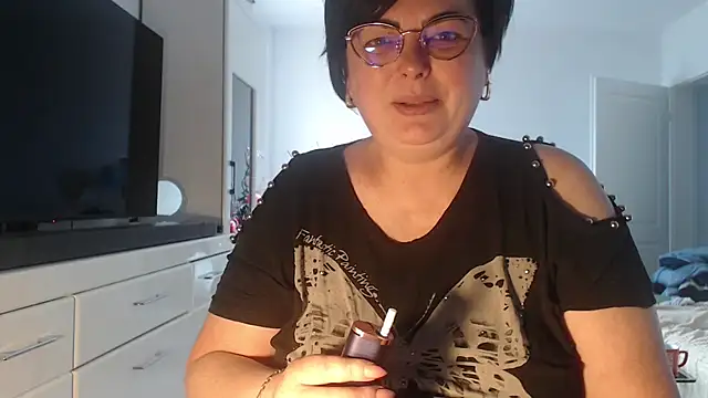 Amandamuller1982 online show from 04-22-26, 05:36