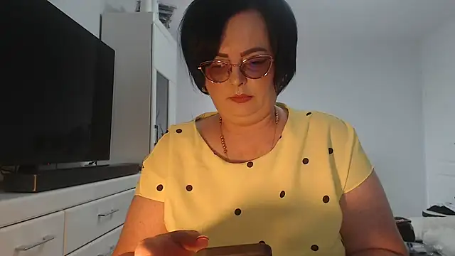 Amandamuller1982 online show from 06-16-26, 09:53