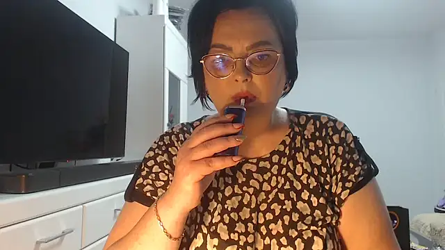 Amandamuller1982 online show from 06-07-26, 10:26