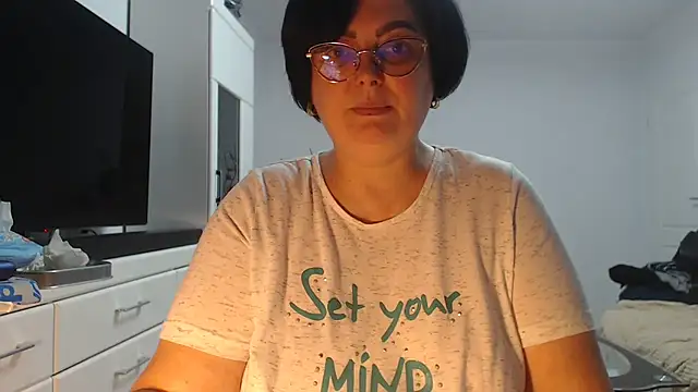 Amandamuller1982 online show from 04-09-26, 09:21