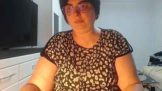 Amandamuller1982 online show from 04-16-26, 10:34