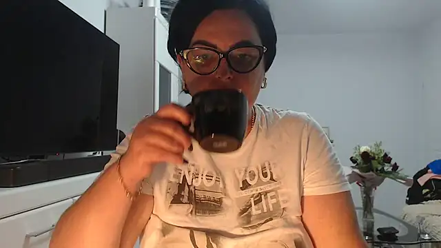 Amandamuller1982 online show from 07-17-26, 10:29