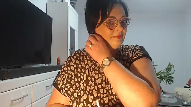 Amandamuller1982 online show from 05-23-26, 07:24