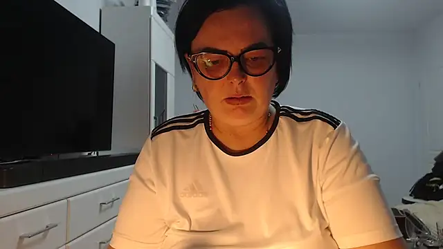 Amandamuller1982 online show from 07-15-26, 09:33