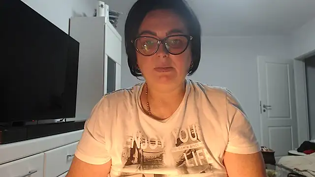 Amandamuller1982 online show from 07-26-26, 06:37