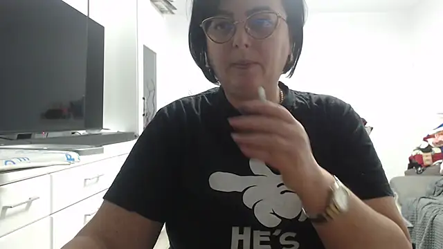 Amandamuller1982 online show from 11-05-25, 08:23