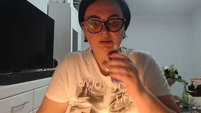 Amandamuller1982 online show from 07-18-26, 07:22