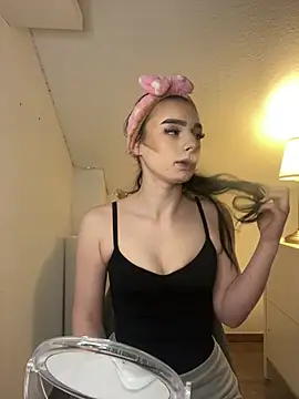 AdelinaAlia online show from 03-25-26, 10:58