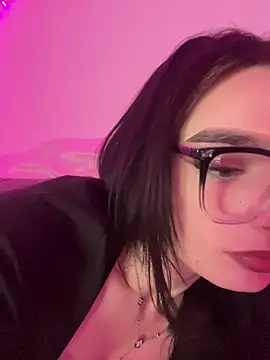 Snapshot of AdelinaAlia chatting on 05-16-26, 07:35 AdelinaAlia online show from 05-16-26, 07:35