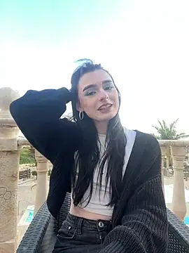 AdelinaAlia online show from 04-09-26, 03:07