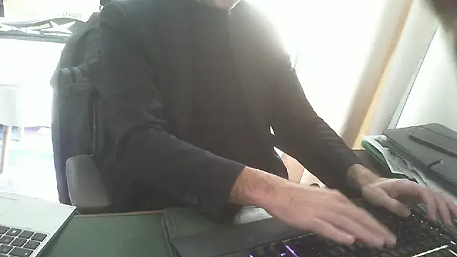 shyfrenchcock1 online show from 02-20-26, 03:03