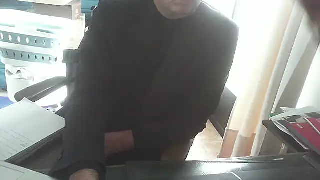 shyfrenchcock1 online show from 02-02-26, 07:51