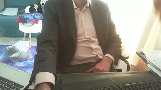 shyfrenchcock1 online show from 03-03-25, 07:35