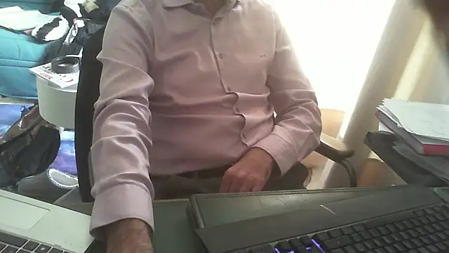 shyfrenchcock1 online show from 11-13-25, 01:04