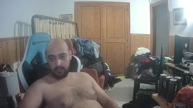 Snapshot of chicomallorca96 chatting on 10-12-25, 02:29 chicomallorca96 online show from 10-12-25, 02:29