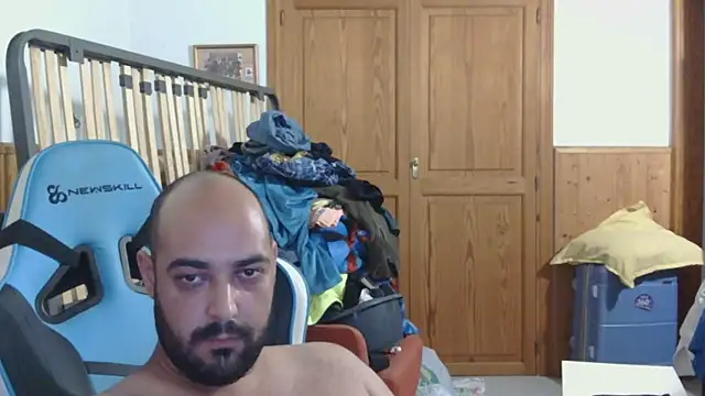 chicomallorca96 online show from 07-14-26, 03:51
