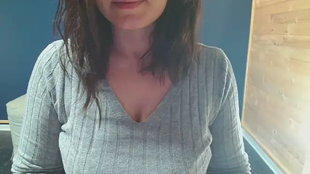 Snapshot of NovaBabe21 chatting on 03-09-25, 01:04 NovaBabe21 online show from 03-09-25, 01:04