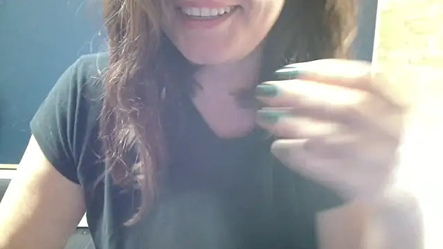 Snapshot of NovaBabe21 chatting on 09-27-25, 05:02 NovaBabe21 online show from 09-27-25, 05:02