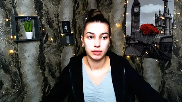 KarolinaRosse  online show from 02-18-25, 10:49