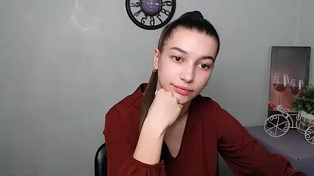 KarolinaRosse  online show from 03-03-25, 09:55