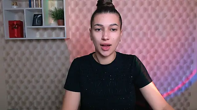 KarolinaRosse  online show from 10-01-25, 05:12