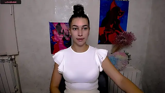 KarolinaRosse  online show from 09-12-25, 05:29