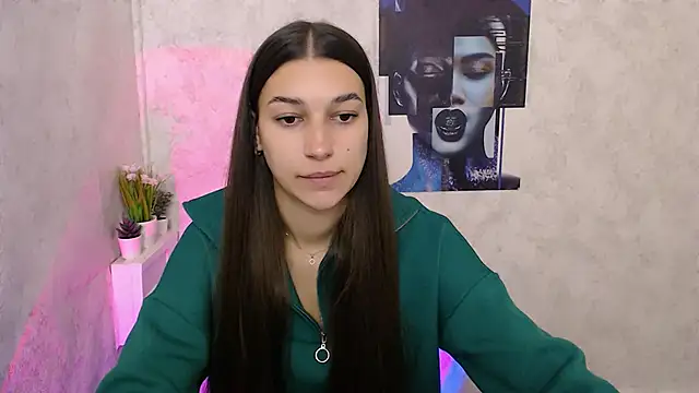 KarolinaRosse  online show from 10-18-25, 05:42