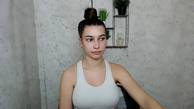 KarolinaRosse  online show from 03-15-25, 01:40