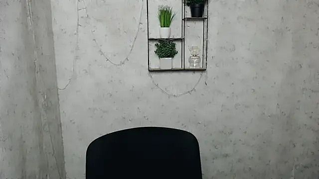 KarolinaRosse  online show from 03-04-25, 06:58