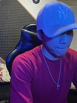 Snapshot of SkinnyHot444 chatting on 01-23-25, 09:50 SkinnyHot444 online show from 01-23-25, 09:50