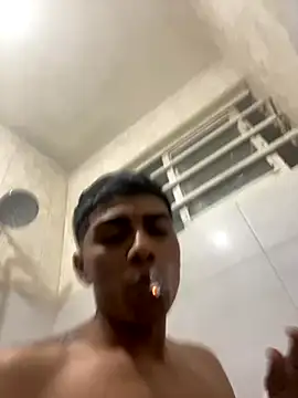 Snapshot of SkinnyHot444 chatting on 11-04-25, 05:55 SkinnyHot444 online show from 11-04-25, 05:55