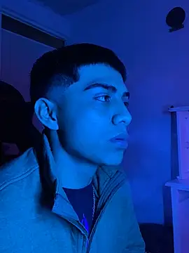 Snapshot of SkinnyHot444 chatting on 01-29-25, 12:45 SkinnyHot444 online show from 01-29-25, 12:45