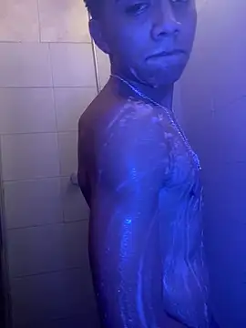 Snapshot of SkinnyHot444 chatting on 12-12-24, 11:50 SkinnyHot444 online show from 12-12-24, 11:50