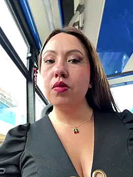 VIOLETA-25  online show from 11-18-25, 02:53