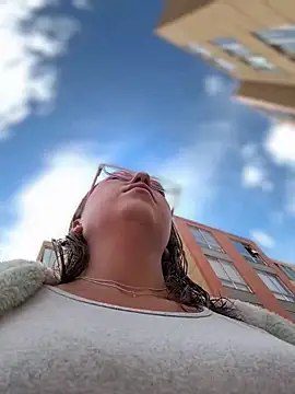 VIOLETA-25  online show from 04-12-26, 02:20